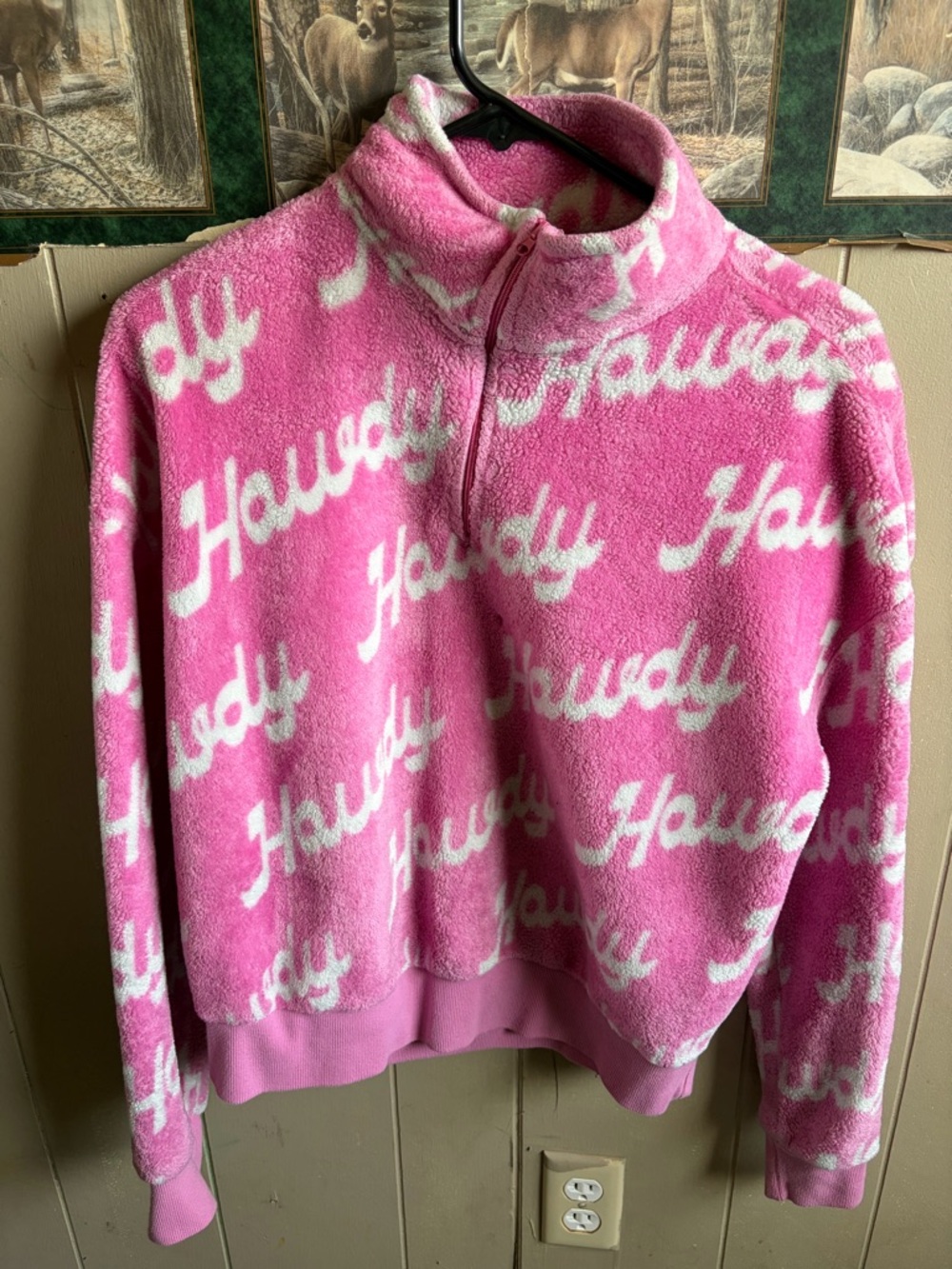 Mighty Fine Pink & White 'Howdy' Fleece Quarter-Zip Pullover